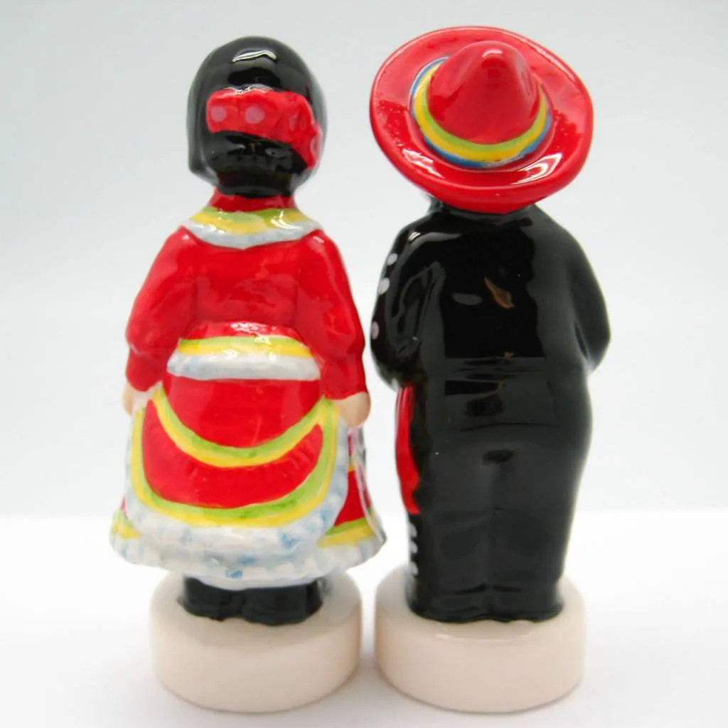 Collectible Magnetic Salt and Pepper Sets Mexican