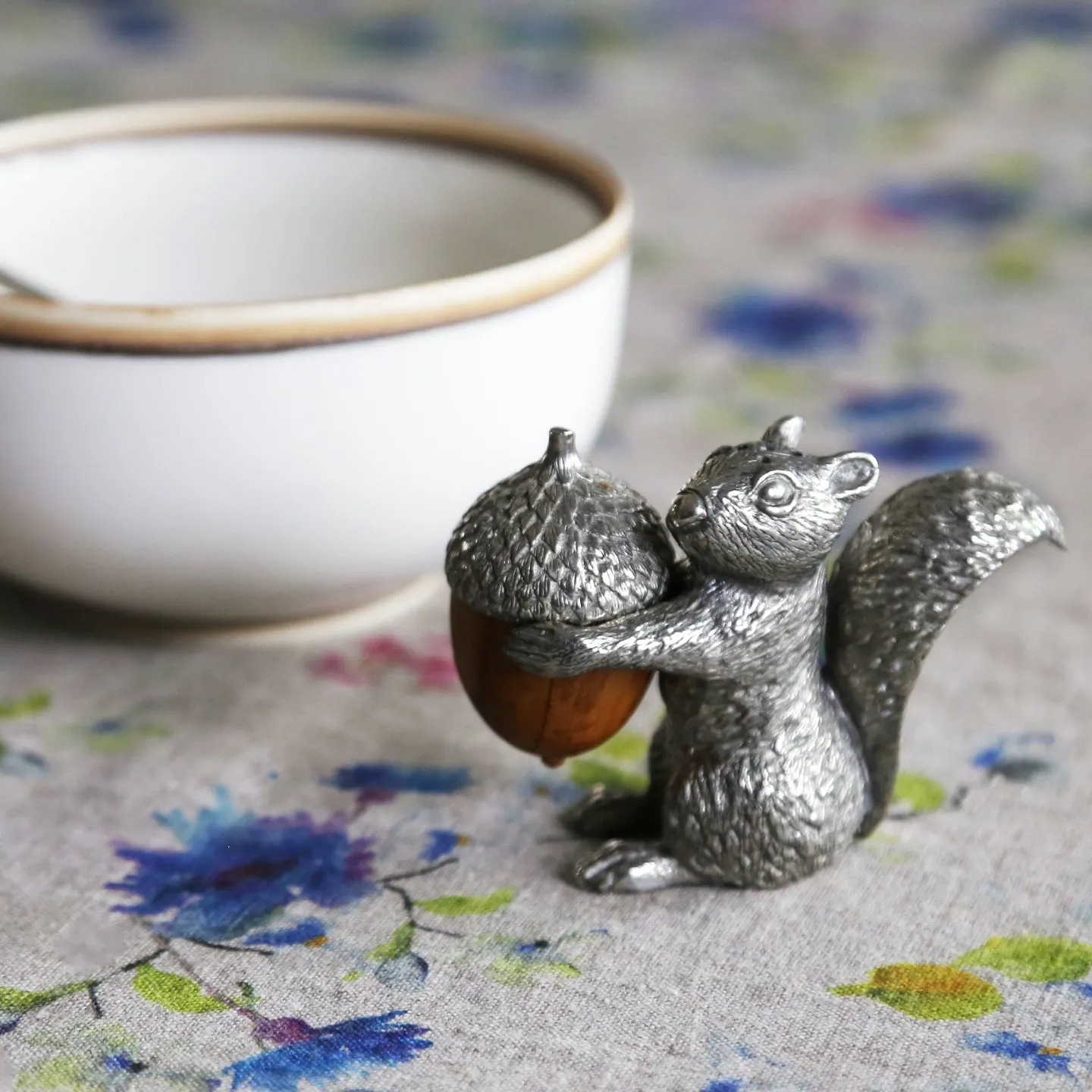 Pewter Salt & Pepper Shakers / Squirrel & Acorn